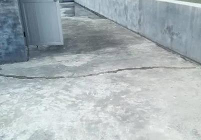 普兰店楼顶漏水维修公司分享下如何解决卫生间隐蔽部位漏水的问题?